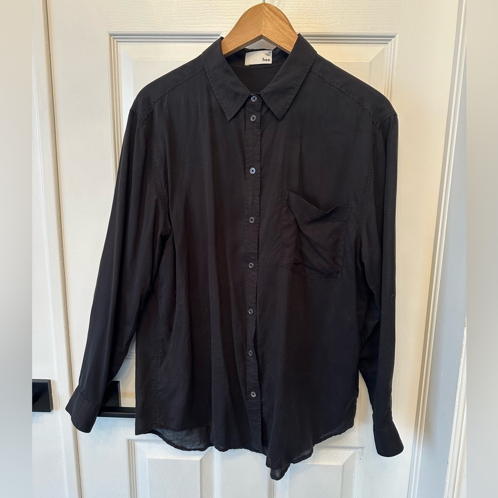 Wilfred Free black button up